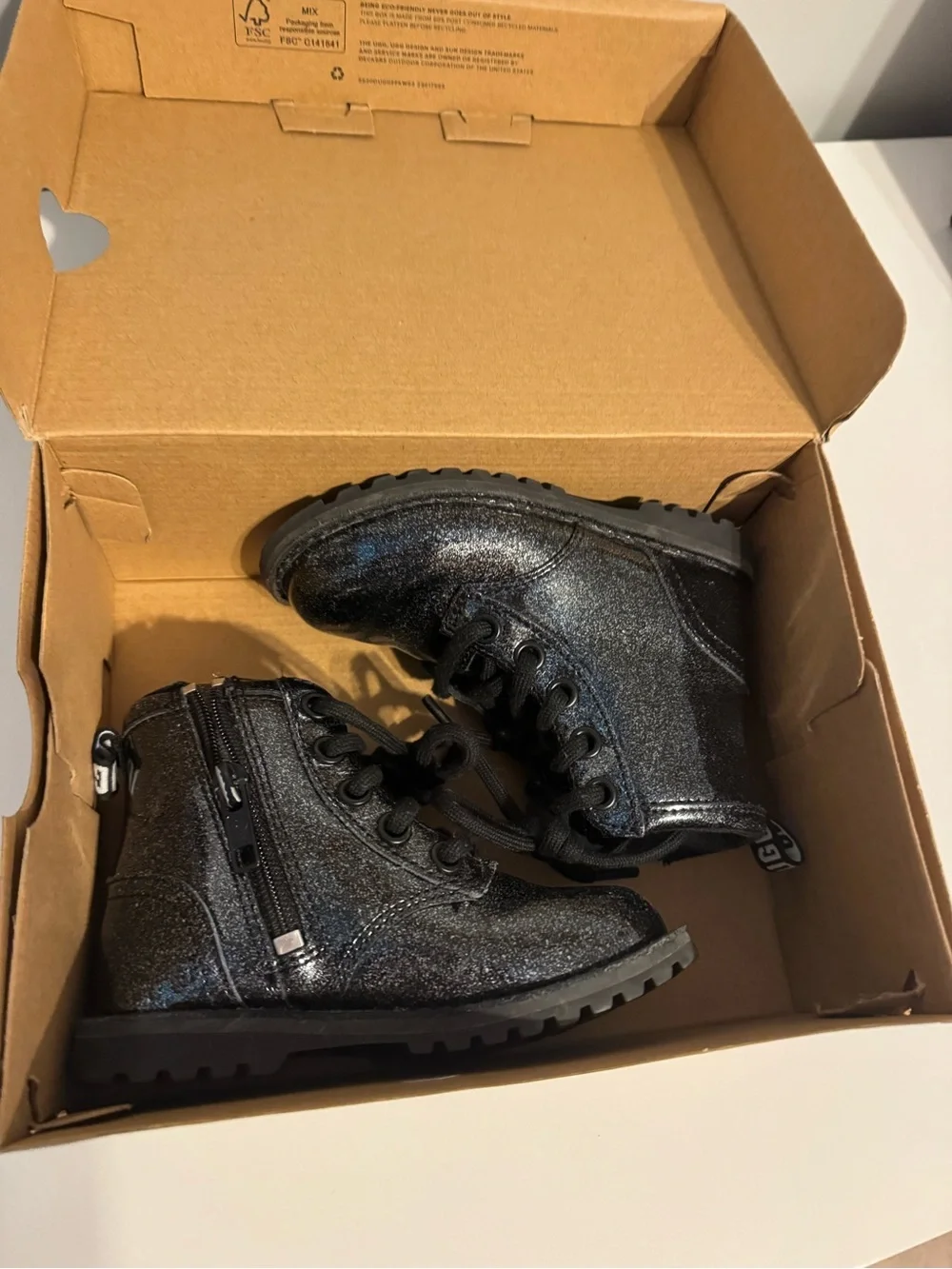 UGG stylish black